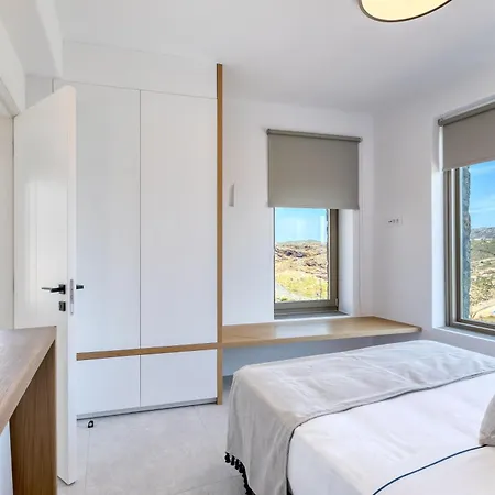 酒店 Panormos Bay Luxury 5*