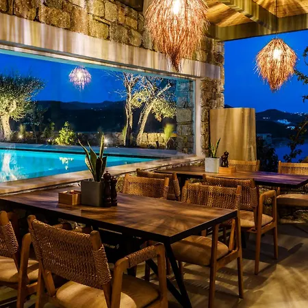 酒店 Panormos Bay Luxury