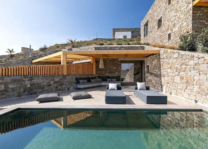 מלון Panormos Bay Luxury